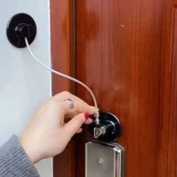 Door / window holder