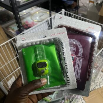 Pocket prayer mat 
With counter and Tasbih-random colour