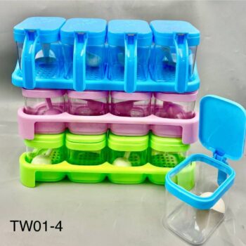 Spice rack with spoons